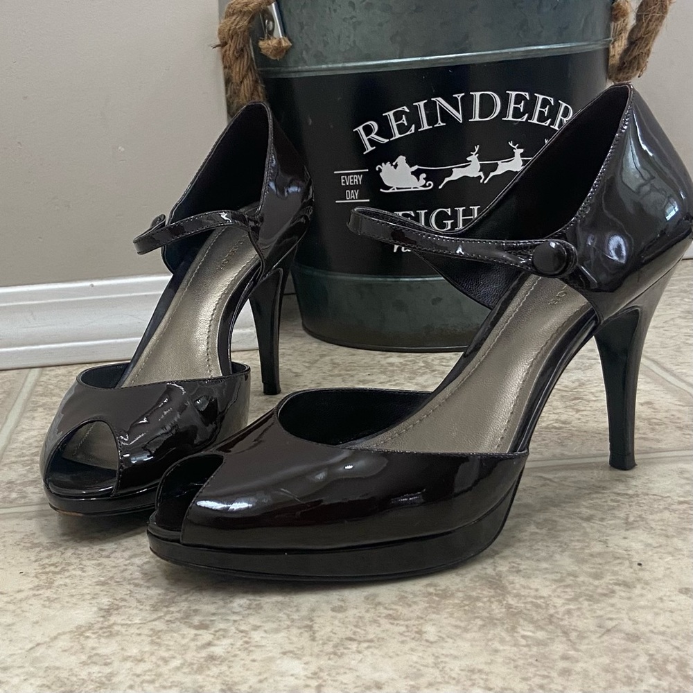Ann Taylor Shiny Black Peep-Toe Heels